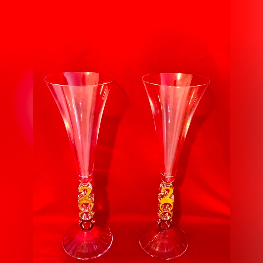 CHAMPAGNE GLASSES 2000